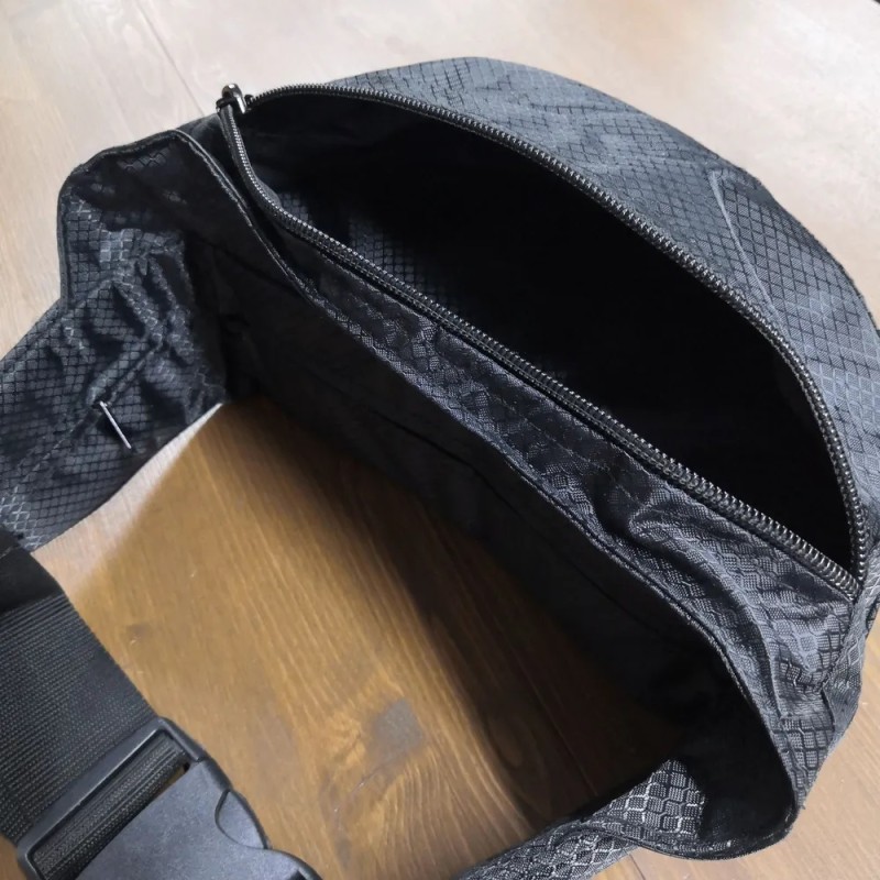 Сумка поясная для питья Hide Thermo Bag, 1 л,  черный