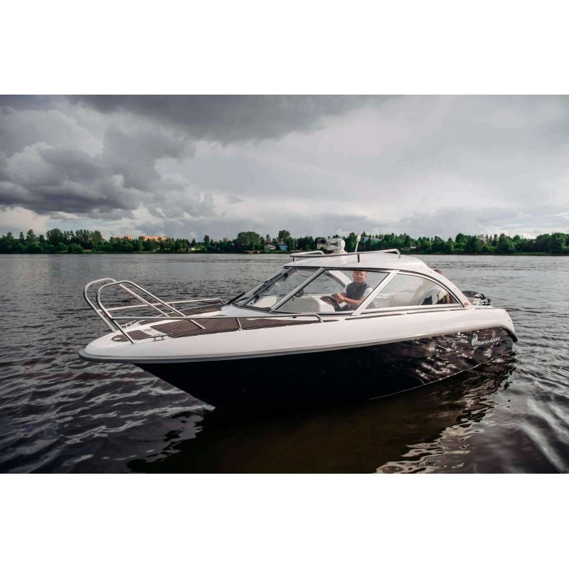 Катер Phoenix 600HT в комплекте с лодочным мотором Tohatsu MFS 140