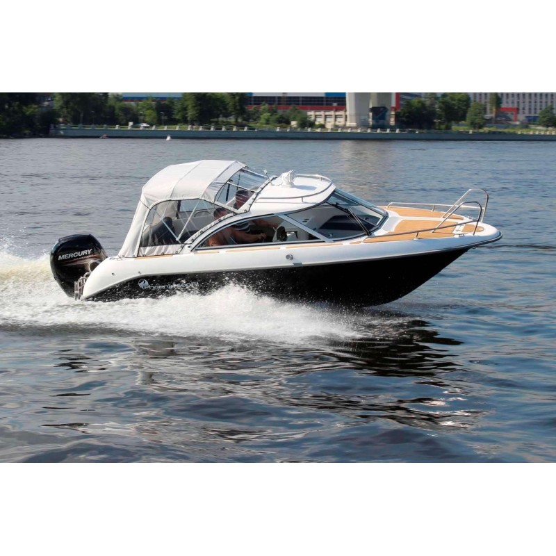 Катер Phoenix 600HT в комплекте с лодочным мотором Tohatsu MFS 140