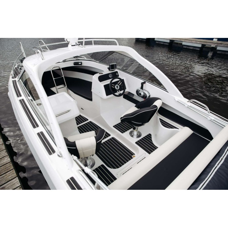 Катер Phoenix 600HT в комплекте с лодочным мотором Tohatsu MFS 140