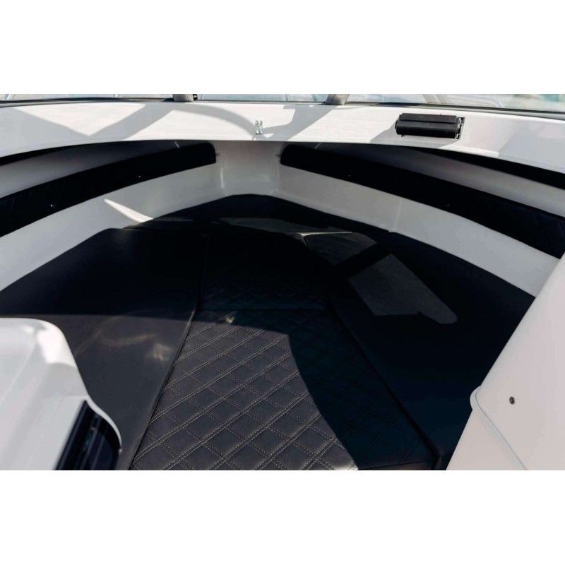 Катер Phoenix 600HT в комплекте с лодочным мотором Tohatsu MFS 140