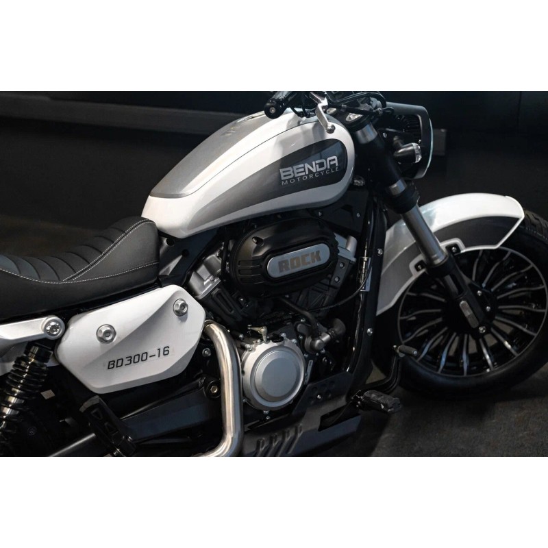 Мотоцикл крузер Benda Rock 300 Black, черный