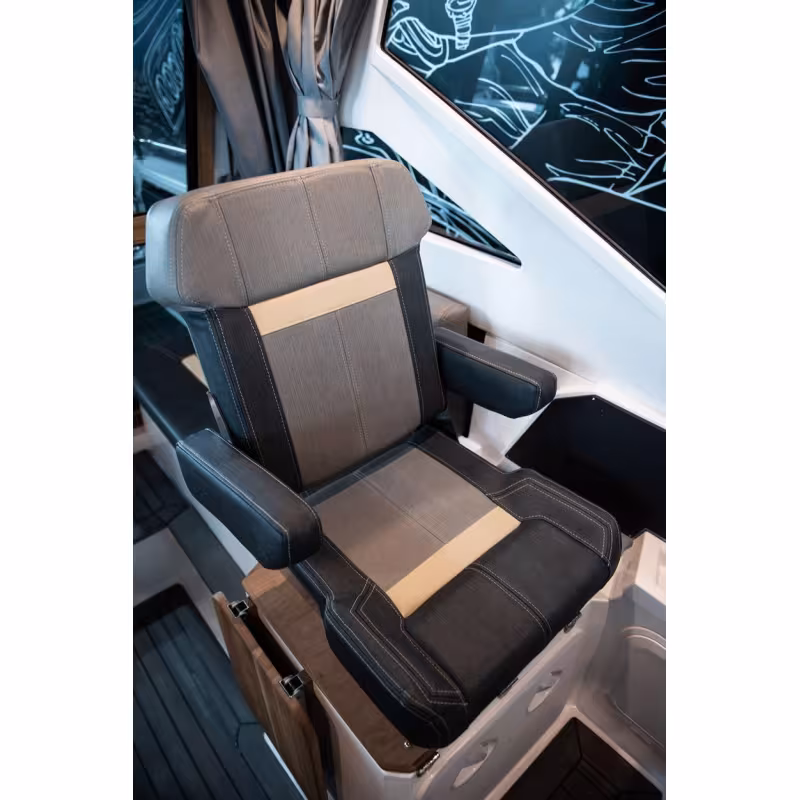 Лодка алюминиевая NorthSilver Star Cabin 655