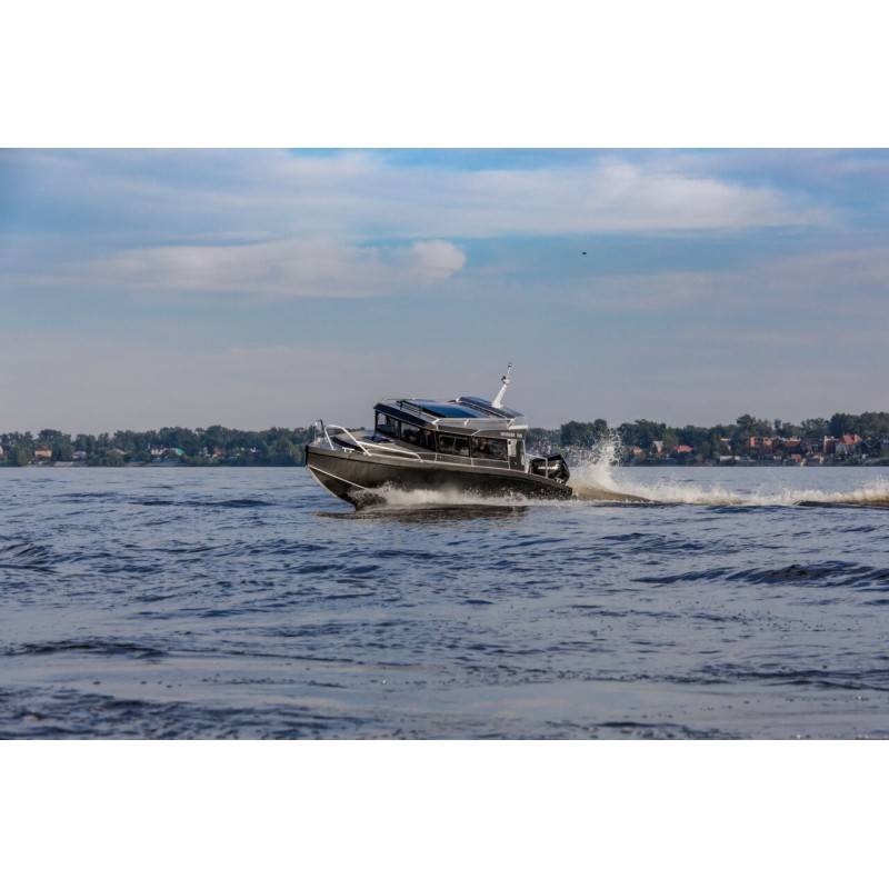 Лодка моторная VBoats Voyager 700 Cabin c лодочным мотором Mercury F 200 XL Pro XS