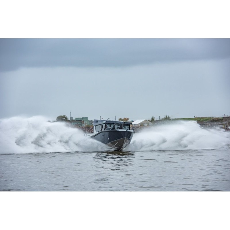 Лодка моторная NorthSilver Cabin 690