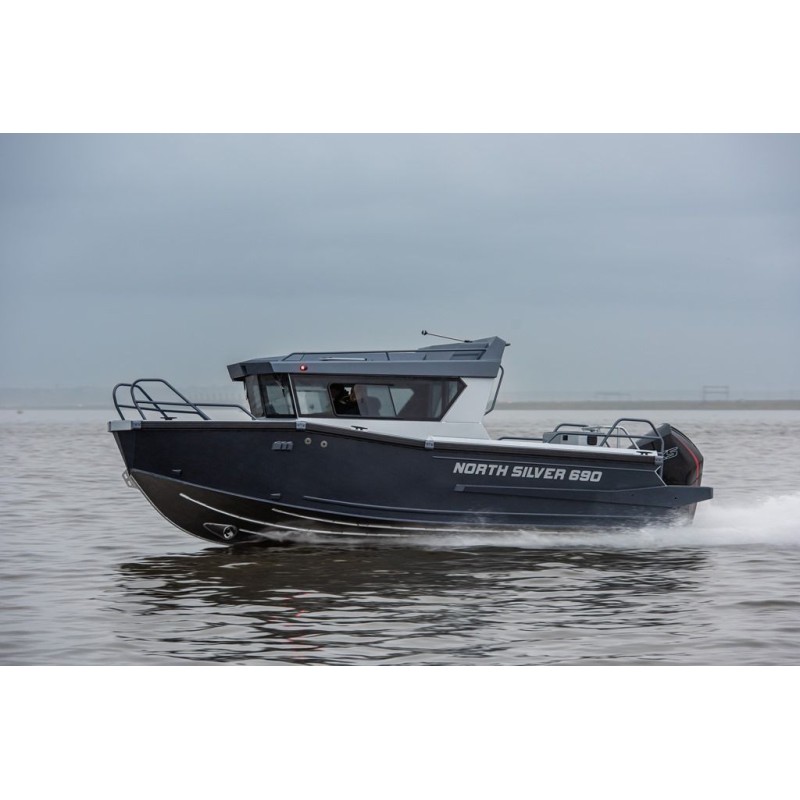 Лодка моторная NorthSilver Cabin 690
