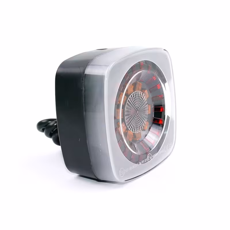 Фонарь задний Ledworker E7504-1 L провод, левый