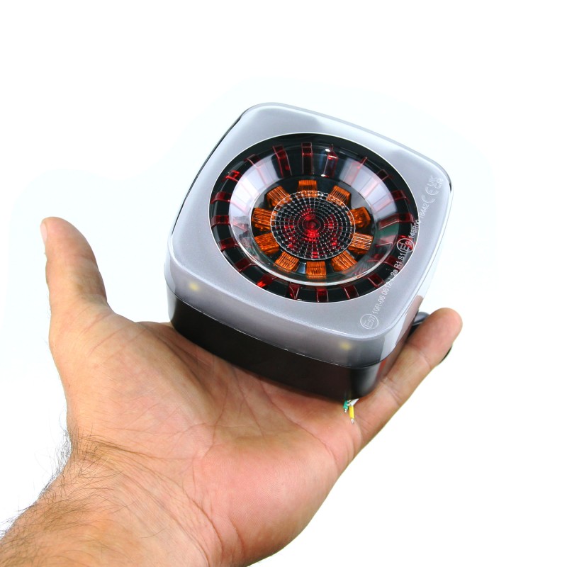 Фонарь задний Ledworker E7504-1 R провод, правый