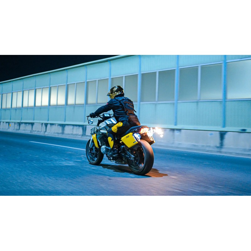 Мотоцикл спортивный Benda LFS 700 Black