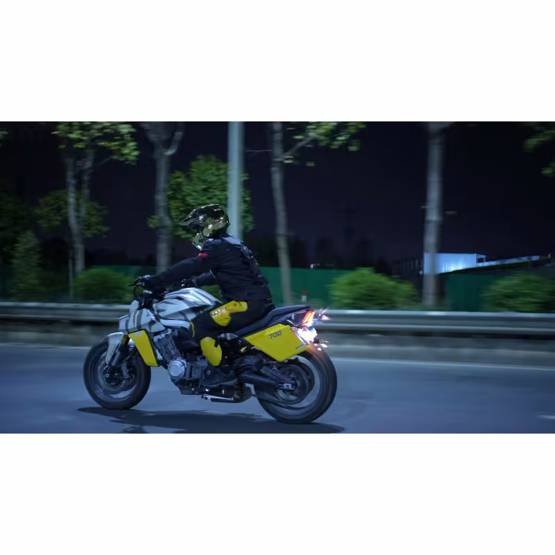 Мотоцикл спортивный Benda LFS 700 Black