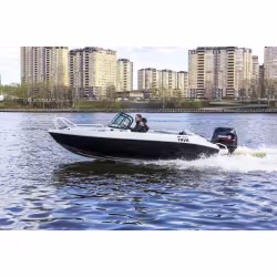 Лодка алюминиевая Vboats Волжанка Yava XL Fish с лодочным мотором Yamery EF 130, транец 635 мм (53F 06 K425)