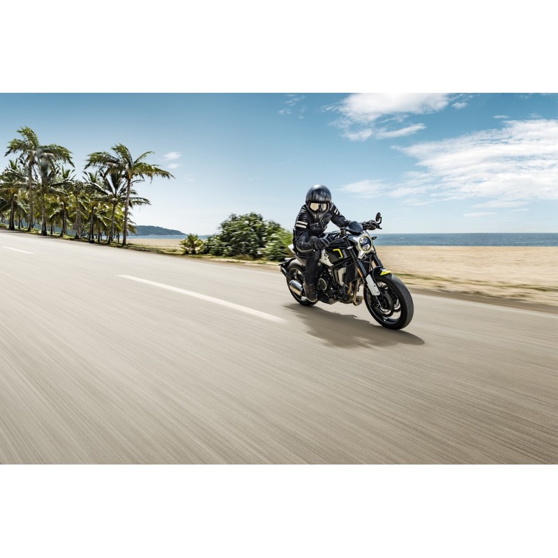 Мотоцикл дорожный CFMOTO 700CL-X Sport, белый