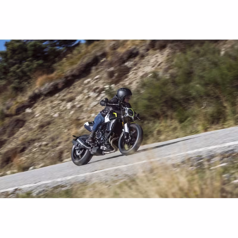 Мотоцикл дорожный CFMOTO 700CL-X Sport, белый