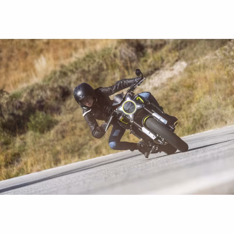 Мотоцикл дорожный CFMOTO 700CL-X Sport, белый