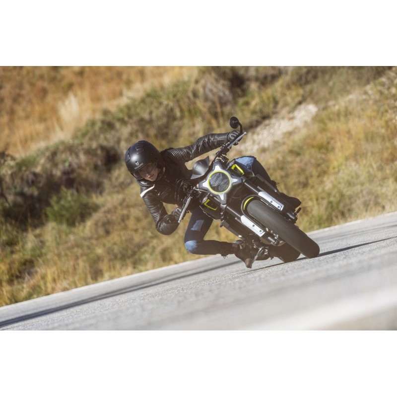 Мотоцикл дорожный CFMOTO 700CL-X Sport, белый