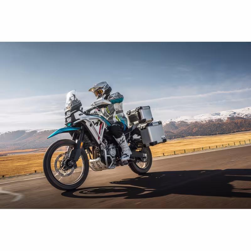 Мотоцикл эндуро туристический CFMOTO 450MT Touring, серый