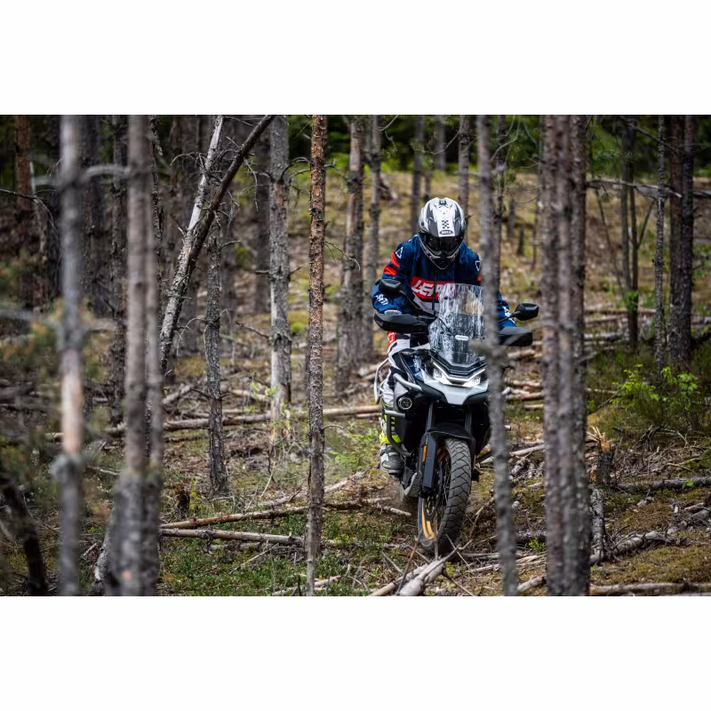 Мотоцикл эндуро туристический CFMOTO 800MT Explore, белый