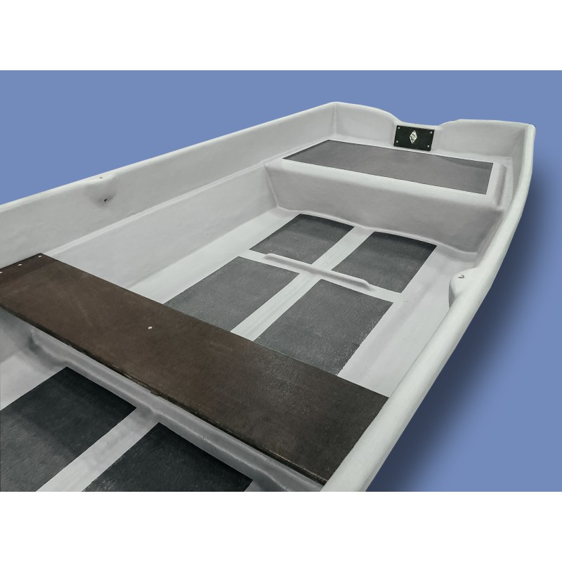 Лодка пластиковая Афалина 360