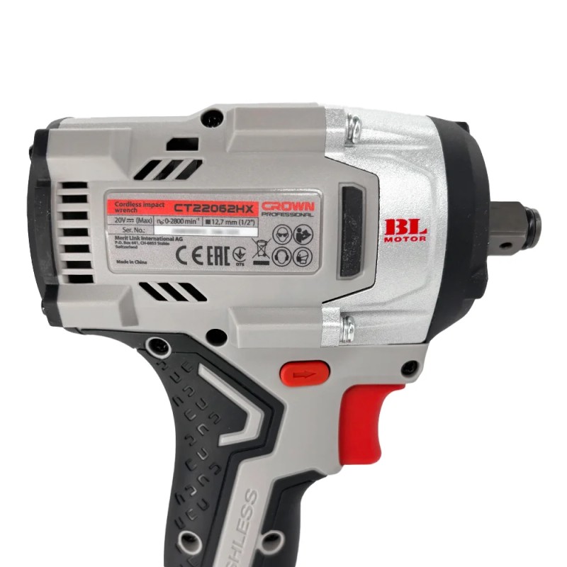 Гайковерт аккумуляторный ударный Crown CT22062HX-4 BMC