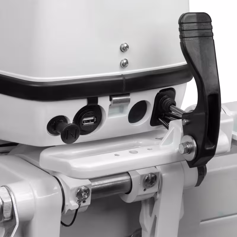 Лодочный мотор 2-тактный Gladiator G 9.9FHS White, 9.9 л.с.