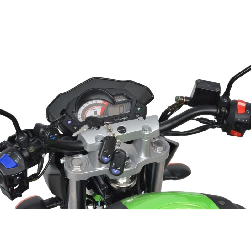 Мотоцикл дорожный Motoland Bandit 300, зеленый