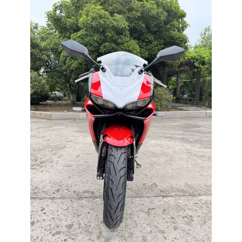 Мотоцикл спортивный TMBK Idealist 400 Red/White