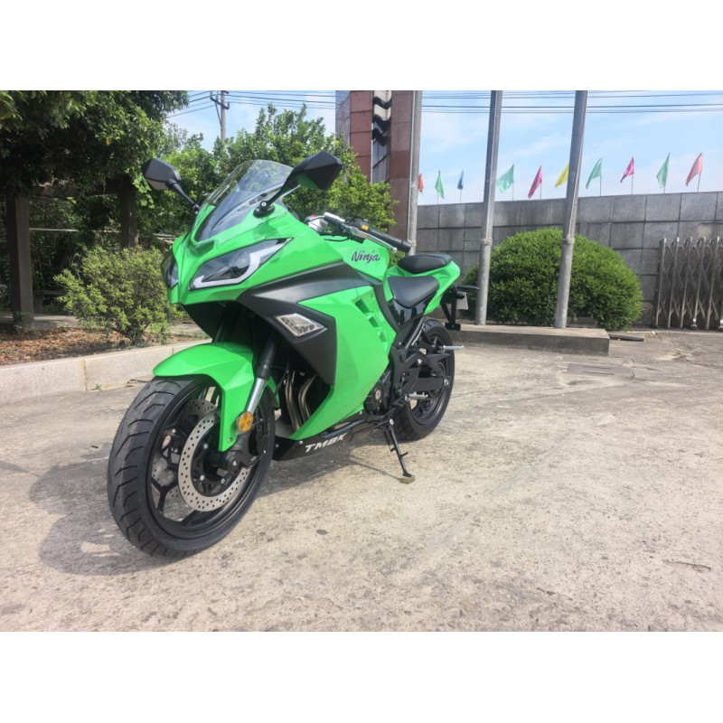 Мотоцикл спортивный TMBK Ninja 400 Green
