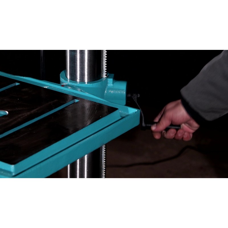 Станок сверлильный Aura Tools CM-2020/380