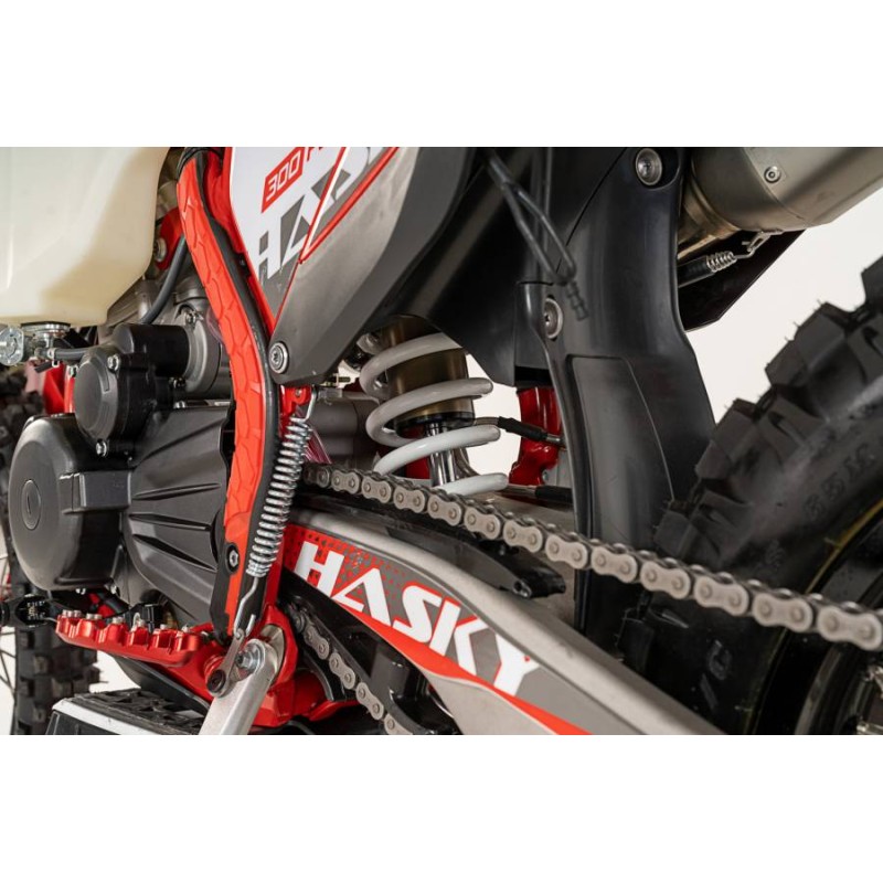 Мотоцикл эндуро Hasky F6 Racing PR300