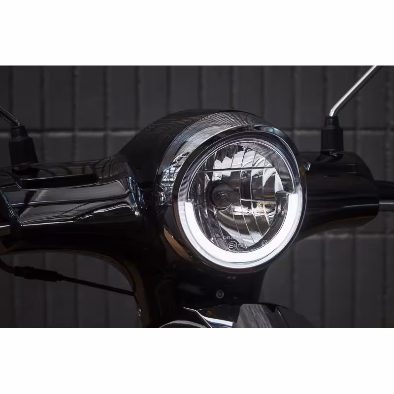 Скутер Minsk Vesna 125, черный