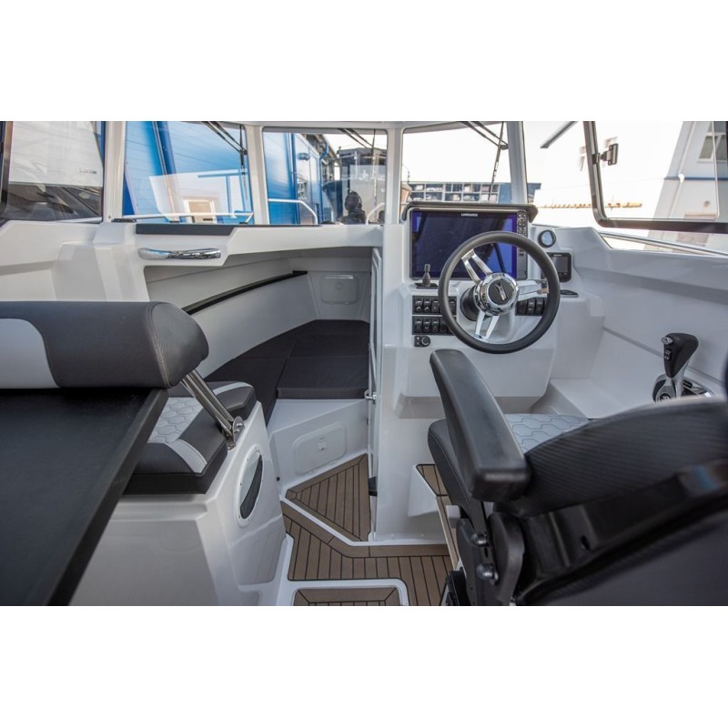 Лодка моторная NorthSilver Star Cabin 780 с мотором Mercury V 350 XL Verado AMS