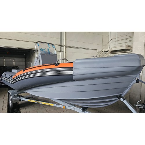 Лодка надувная РИБ с рулевой консолью Angler Tornado 470, серый/оранжевый
