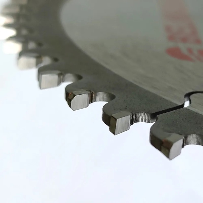 Диск пильный по цветным металлам и пластику Belmash RD154A, 305х3.1/2.1х30 мм