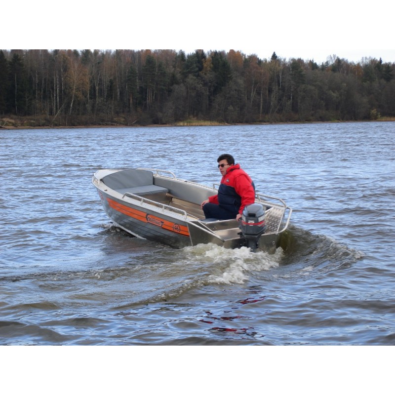 Лодка алюминиевая Wellboat 46