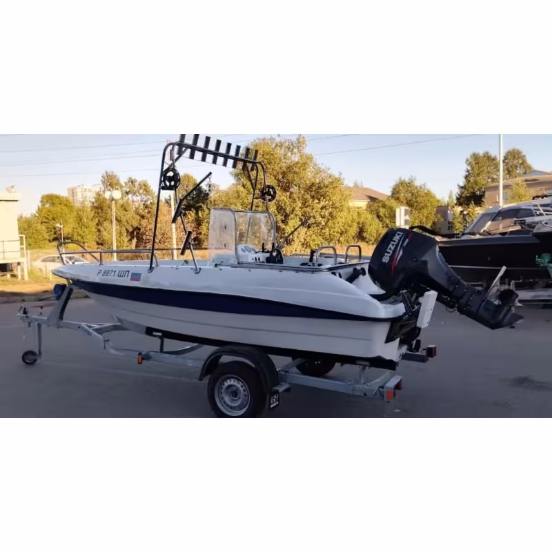 Лодка пластиковая Бокар в комплекте с лодочным мотором Suzuki DF 60 (2015 г.в.)