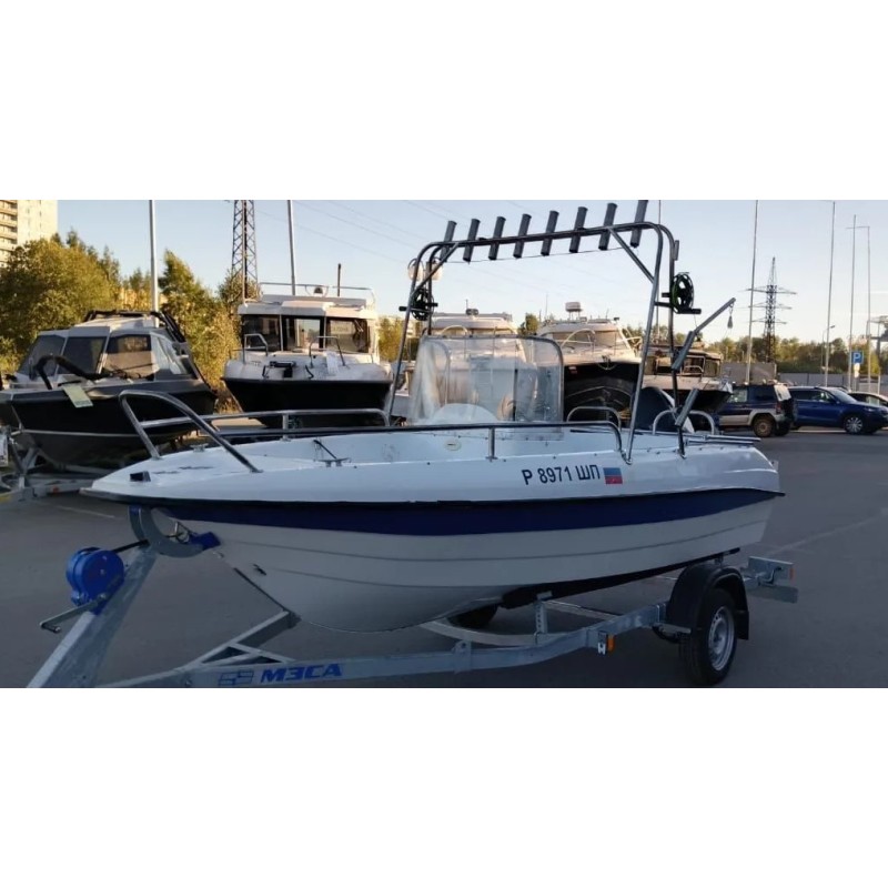 Лодка пластиковая Бокар в комплекте с лодочным мотором Suzuki DF 60 (2015 г.в.)