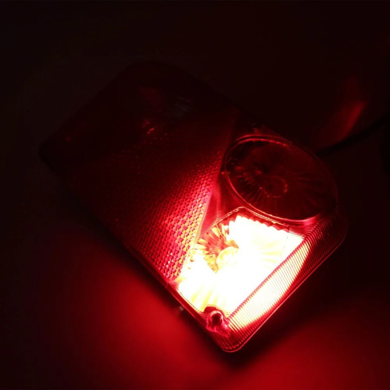 Фонарь задний правый Ledworker  TR 001 байонет R