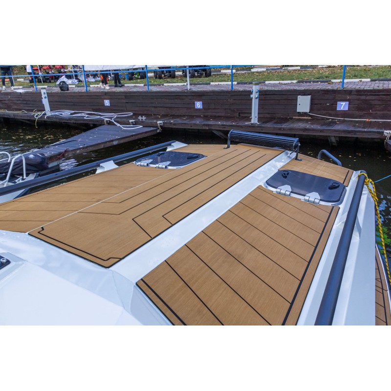 Судно моторное маломерное VBoats Voyager 600 Cabin