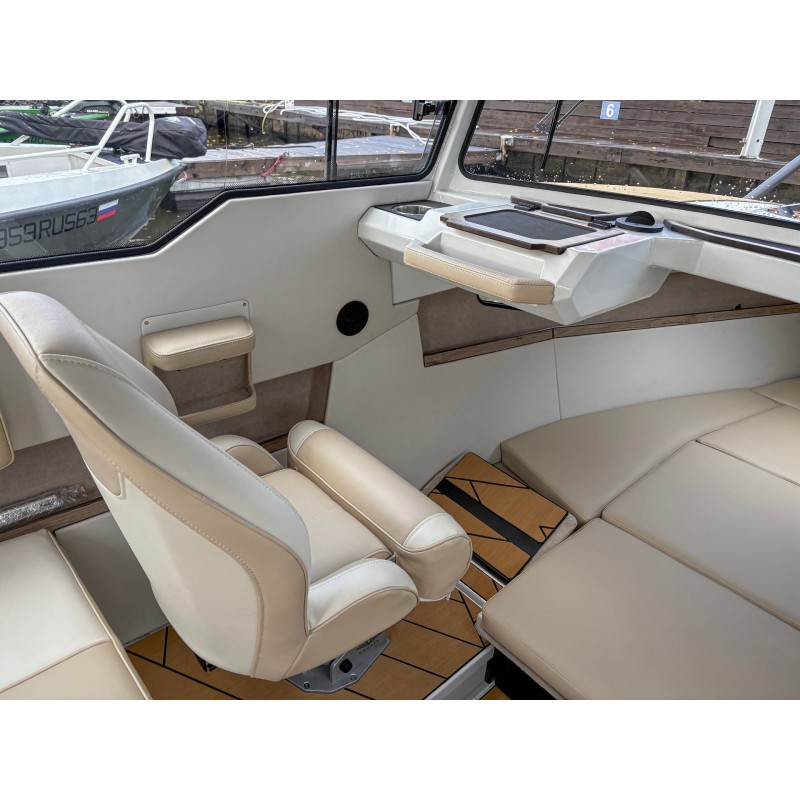 Судно моторное маломерное VBoats Voyager 600 Cabin