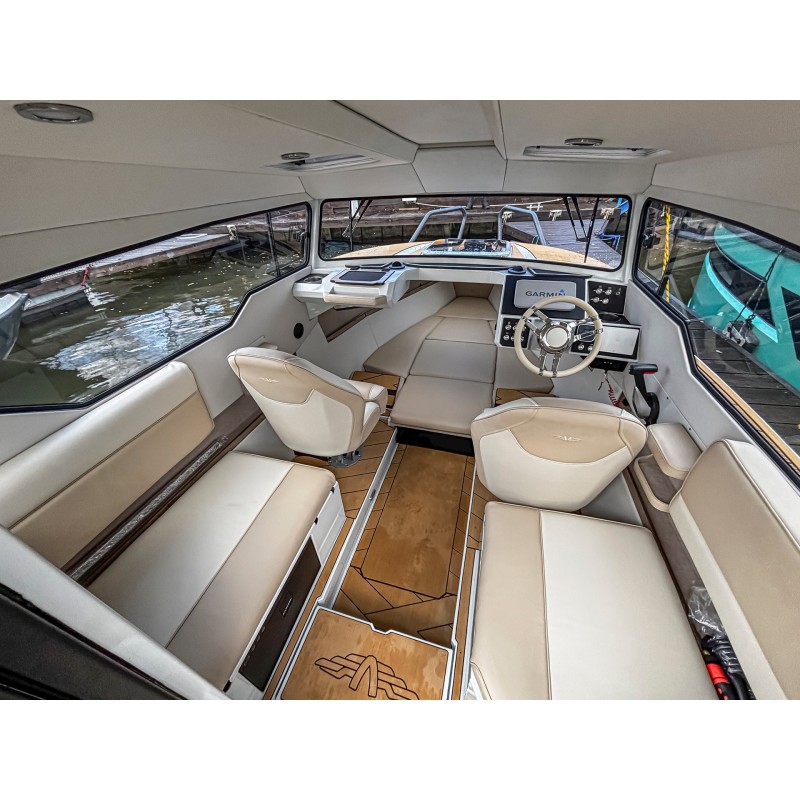 Судно моторное маломерное VBoats Voyager 600 Cabin