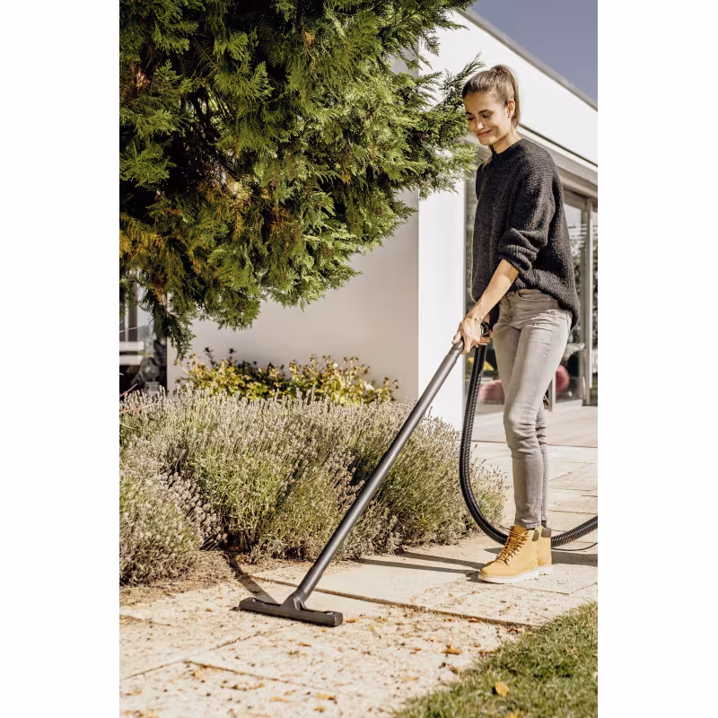 Пылесос Karcher WD 3 V-17/4/20 для сухой и влажной уборки