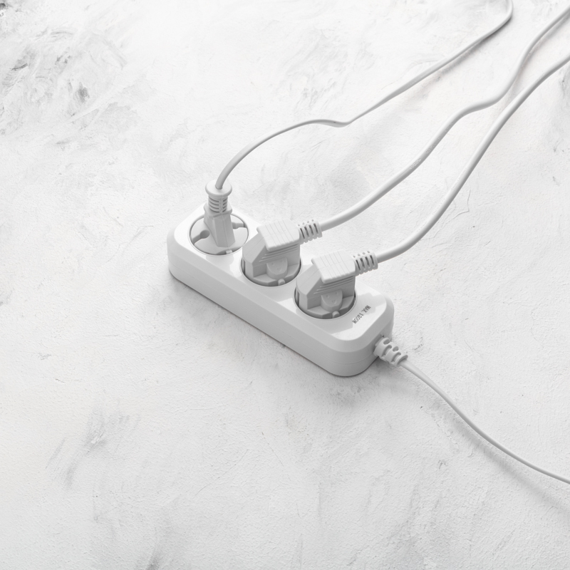 Удлинитель сетевой трехместный Rexant 13-4207 (6А, 250В, 5 м)