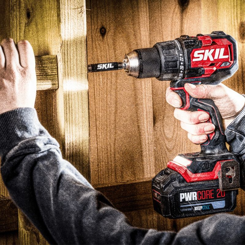 Дрель-шуруповерт аккумуляторная Skil DL6270