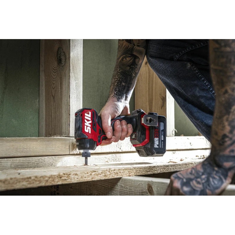 Винтоверт аккумуляторный ударный Skil ID6739 (с АКБ и ЗУ)