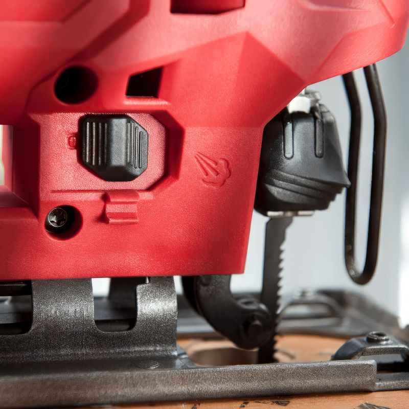 Лобзик сетевой Skil JS3131