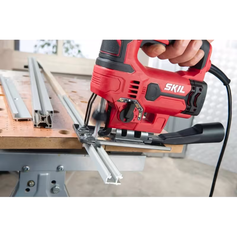 Лобзик сетевой Skil JS3131