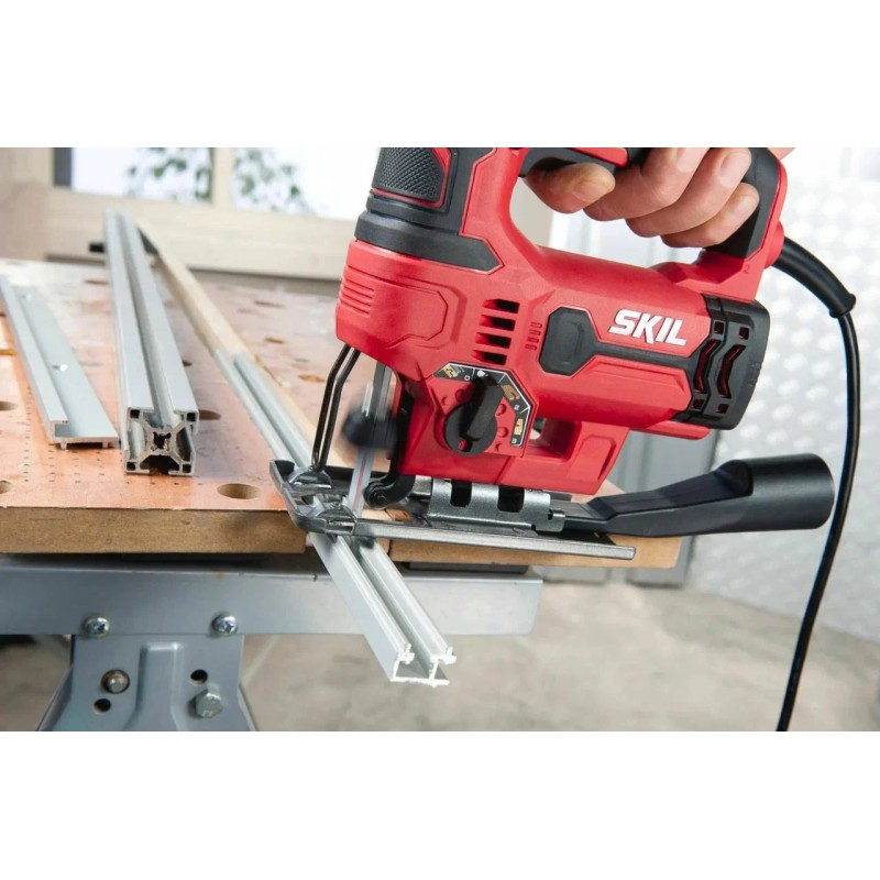 Лобзик сетевой Skil JS3131