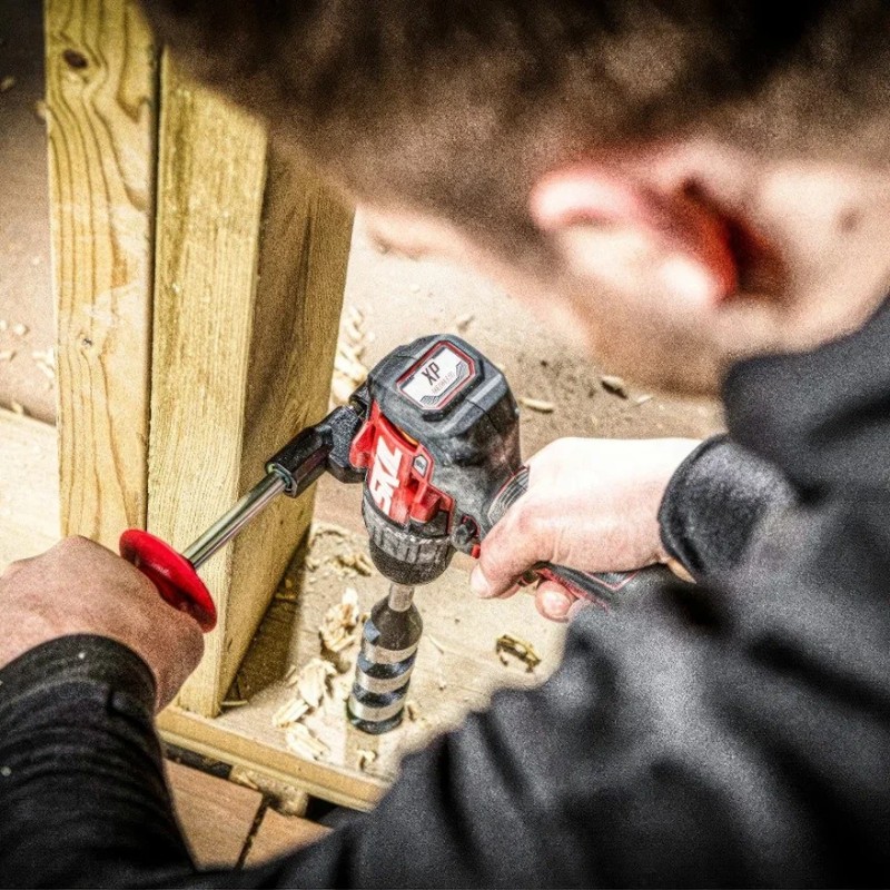 Дрель-шуруповерт аккумуляторная Skil DL6270 (с двумя АКБ)