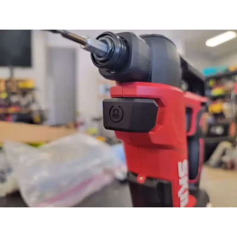 Дрель-шуруповерт аккумуляторная Skil DL6300